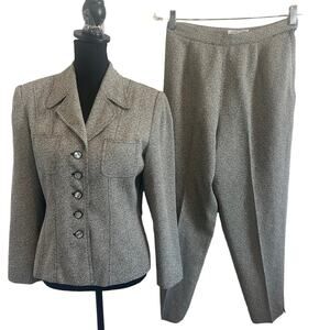 Larry Levine 2Piece Pant Suit Women’s Blazer Jacket Size 8P